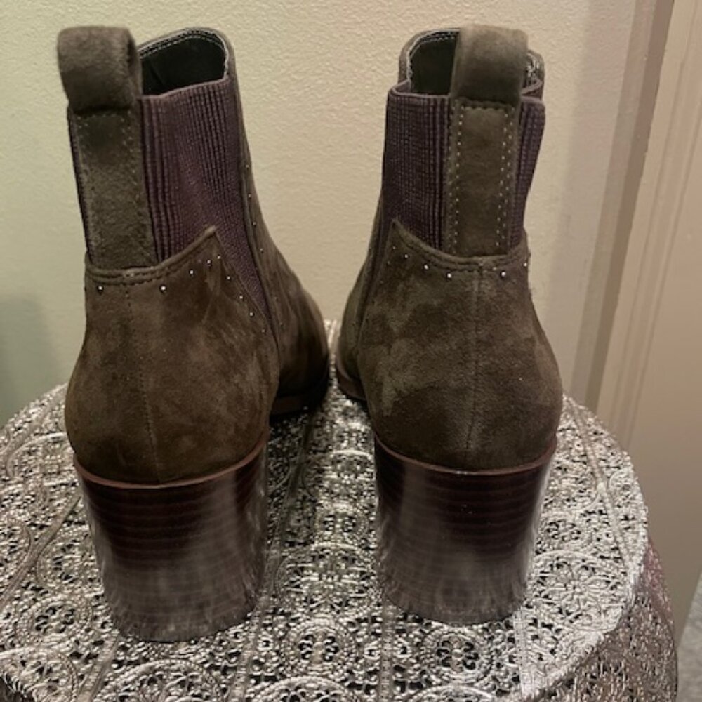 Nine West NWOB Green Suede Booties 9M - Picture 4 of 5